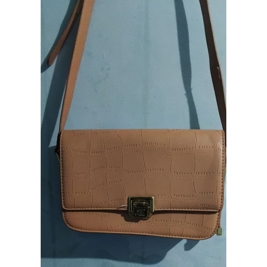 Preloved Tas Jims Honey