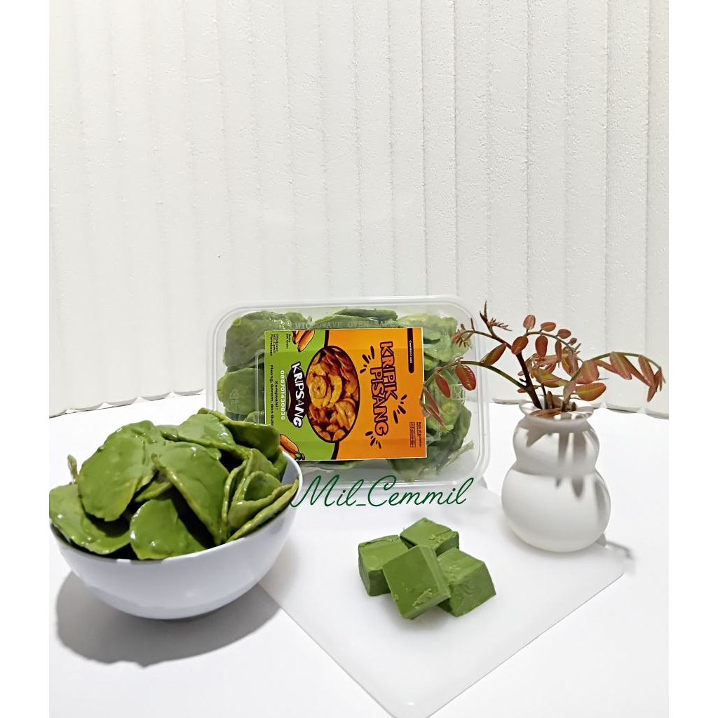 

KERIPIK PISANG LUMER KERIPIK PISANG GREENTEA KERIPIK PISANG