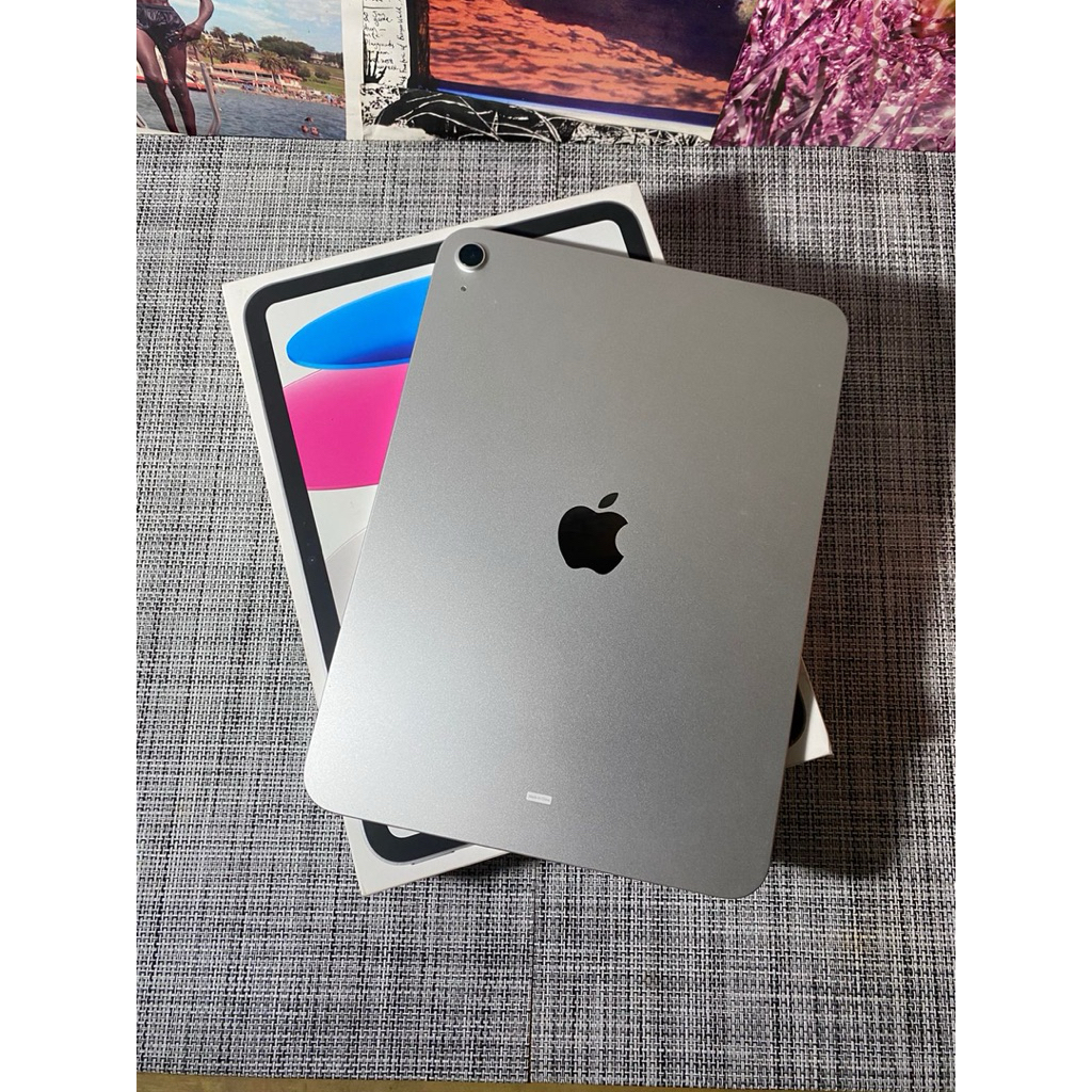 Ipad 11 a16 (Ibox) + Keyboard Logitech Slim Folio