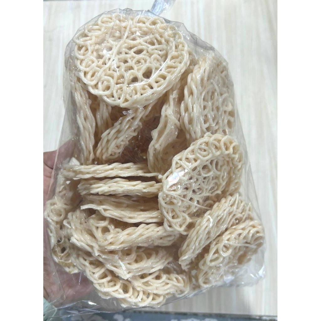 

Kerupuk Mawar Putih Mentah / Kerupuk Seblak Putih Mentah 500gr