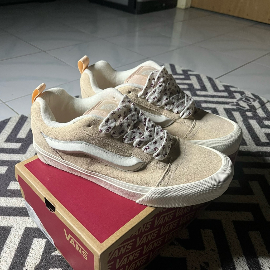 Vans Knu Skool resmi vans Pt GMG / NAVYA Floral Laces Sun Kiss size 40.5