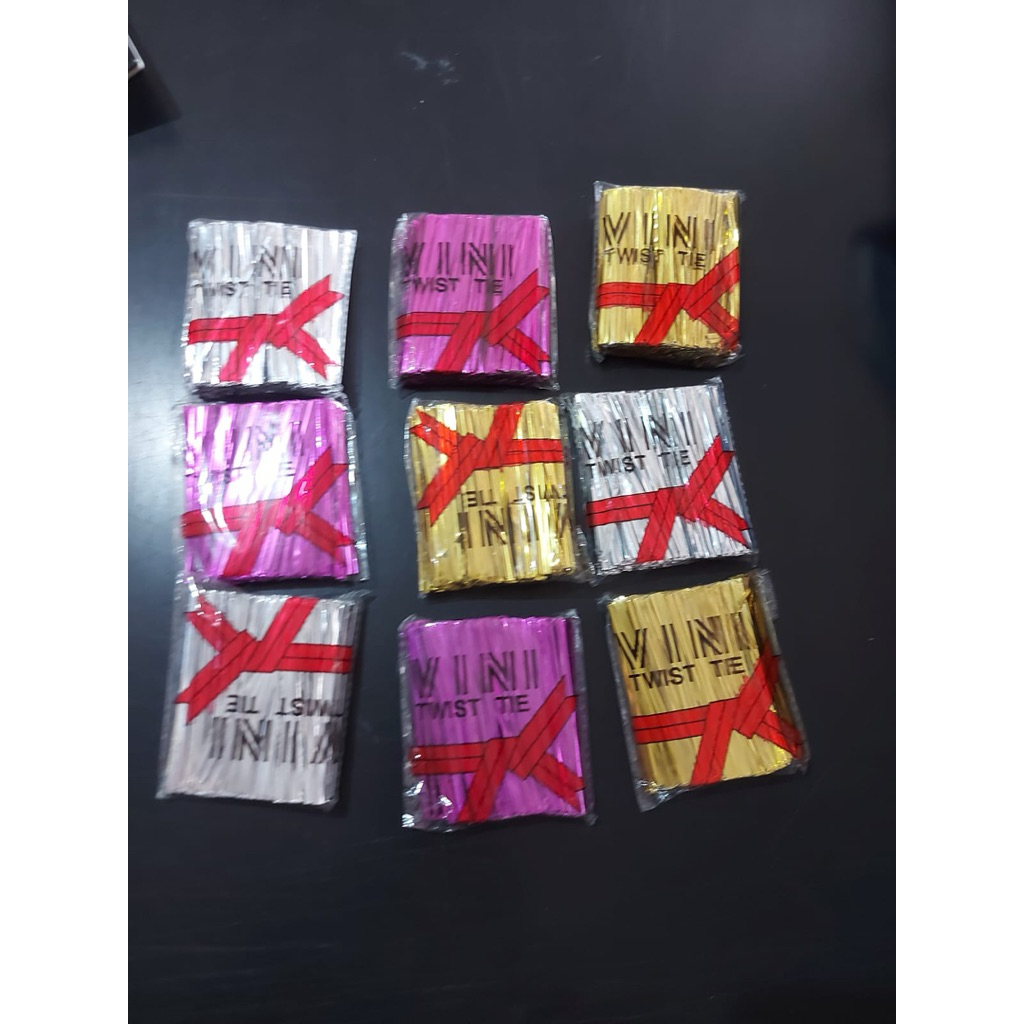 

Pita Kawat / Pita kado Snack Ulta 8cm .