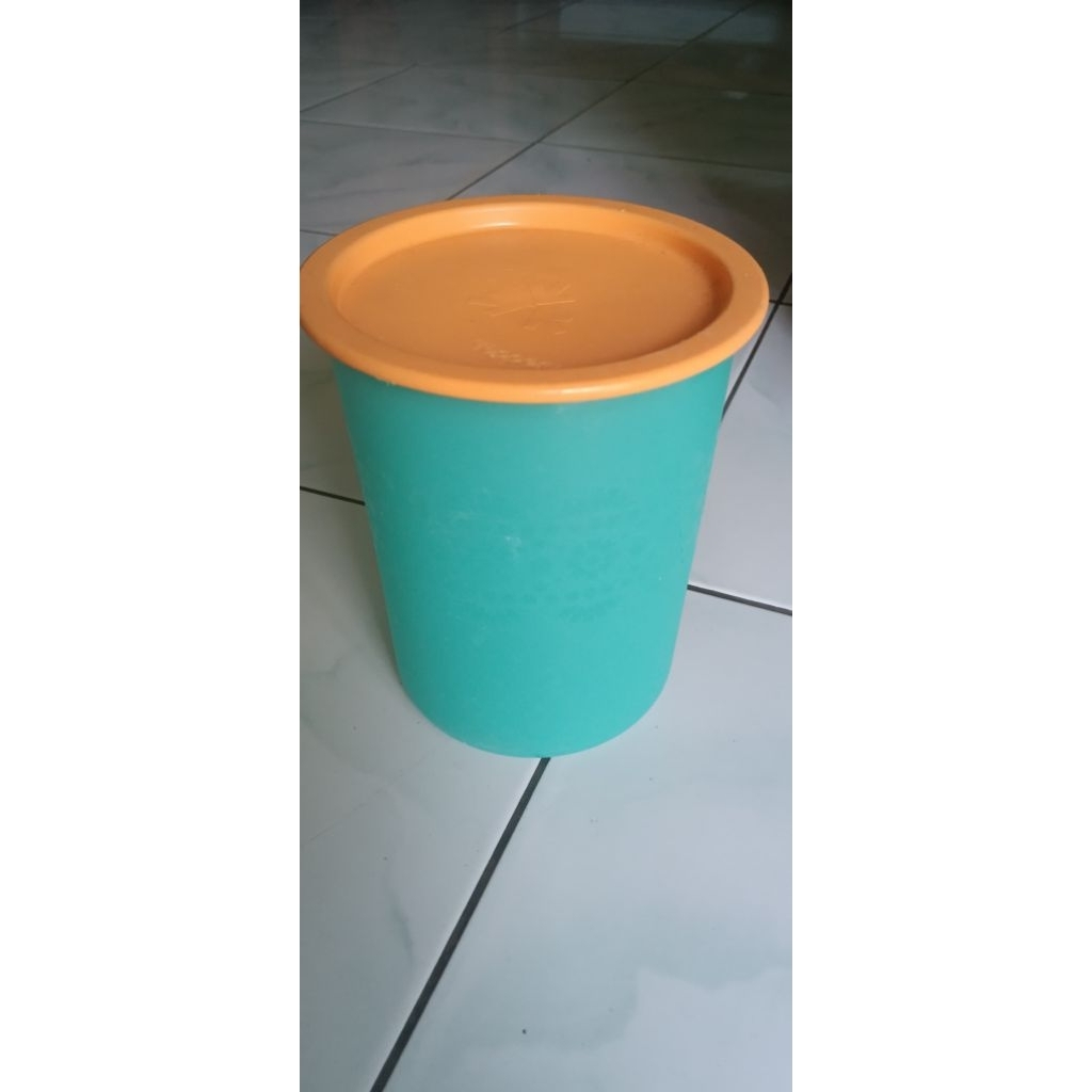 Toples mozaik Tupperware second
