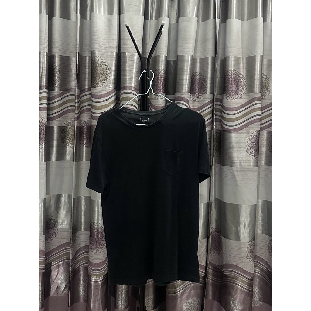 [Preloved] Kaos Sport Top GAP Big Size Oversize