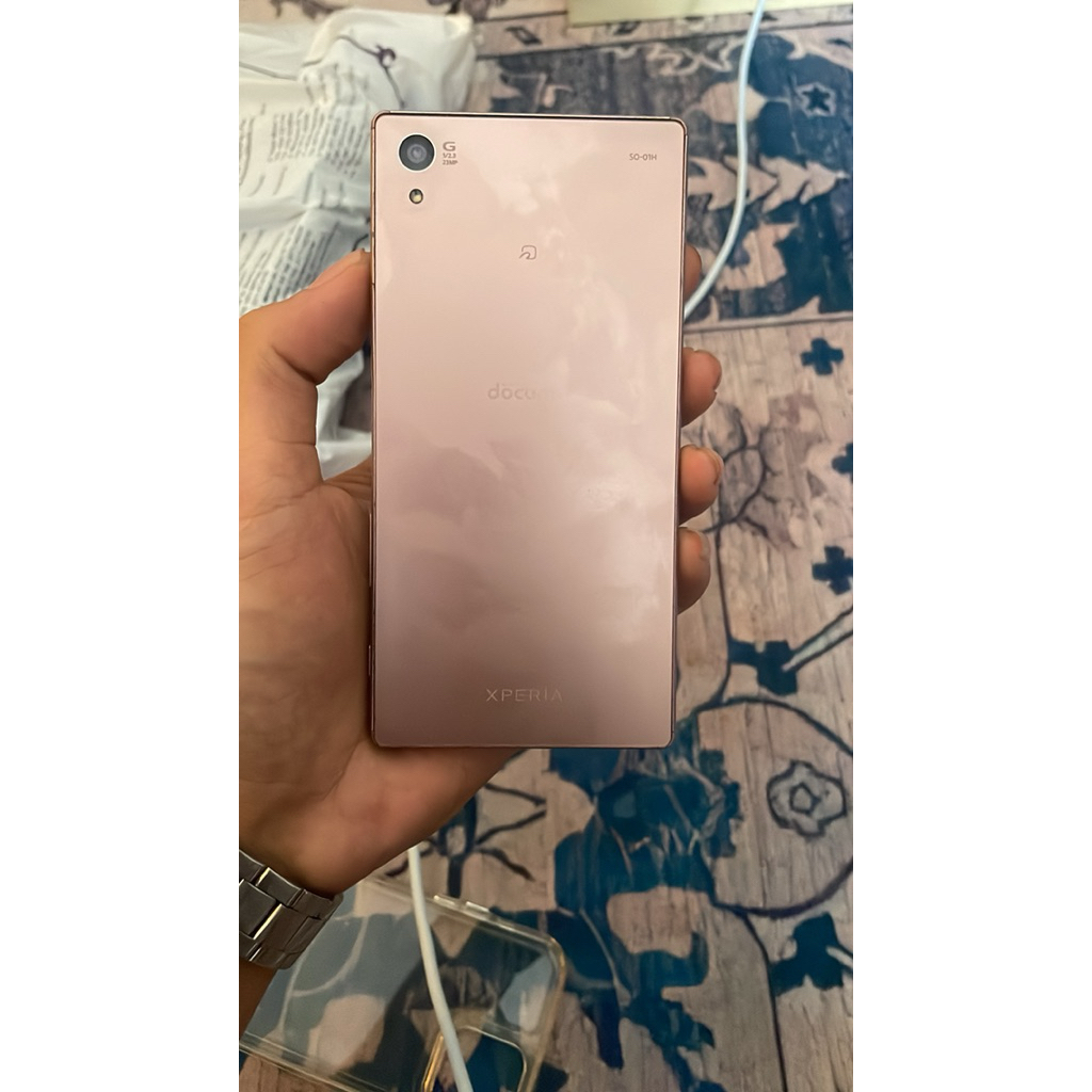 Sony Experia Z5 Premium minus