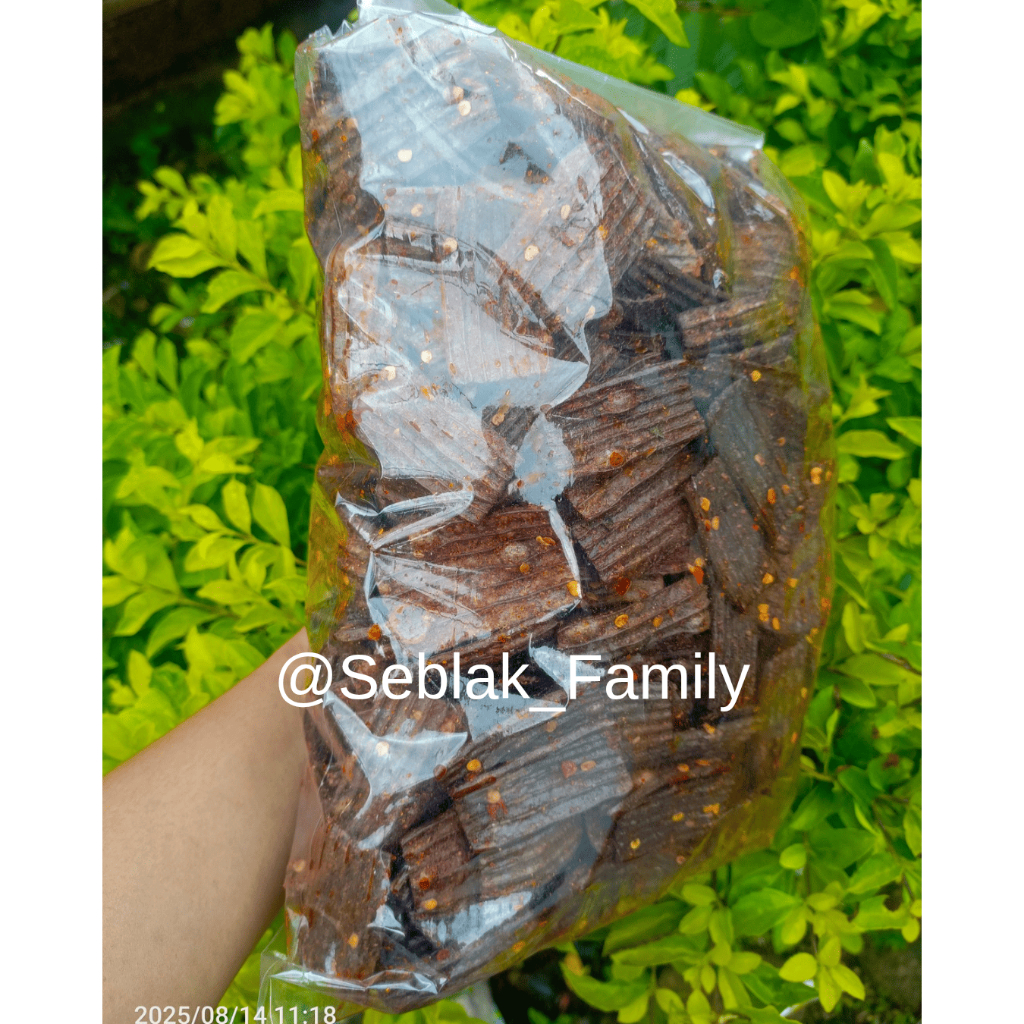 

Krupuk Seblak Jengkol Pedas Daun Jeruk Kemasan 1 Kg