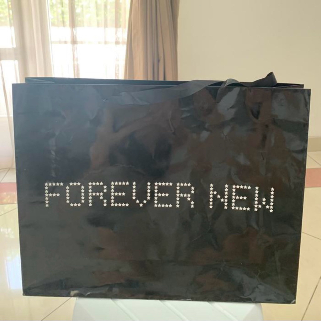 

Forever new australia black paper bag kantong kado paperbag