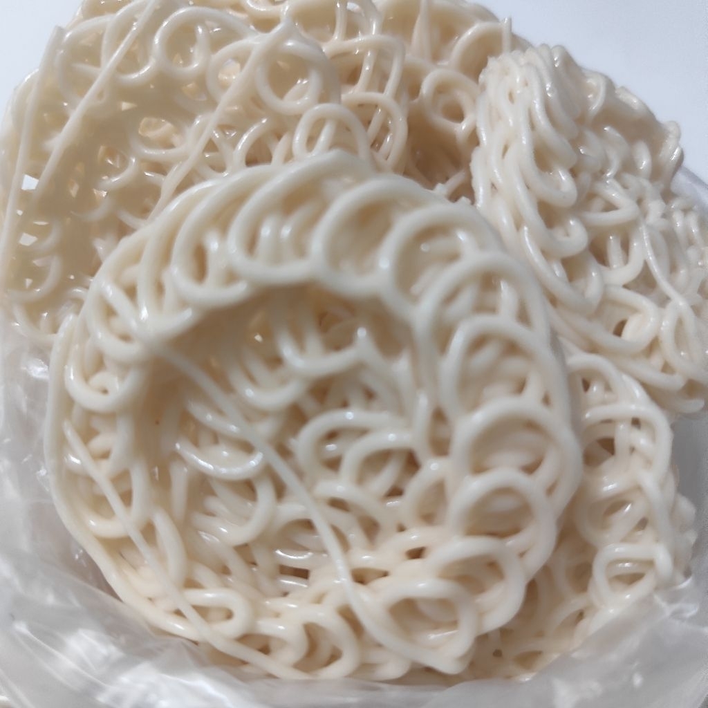 

Kerupuk Mawar putih besar 200gram