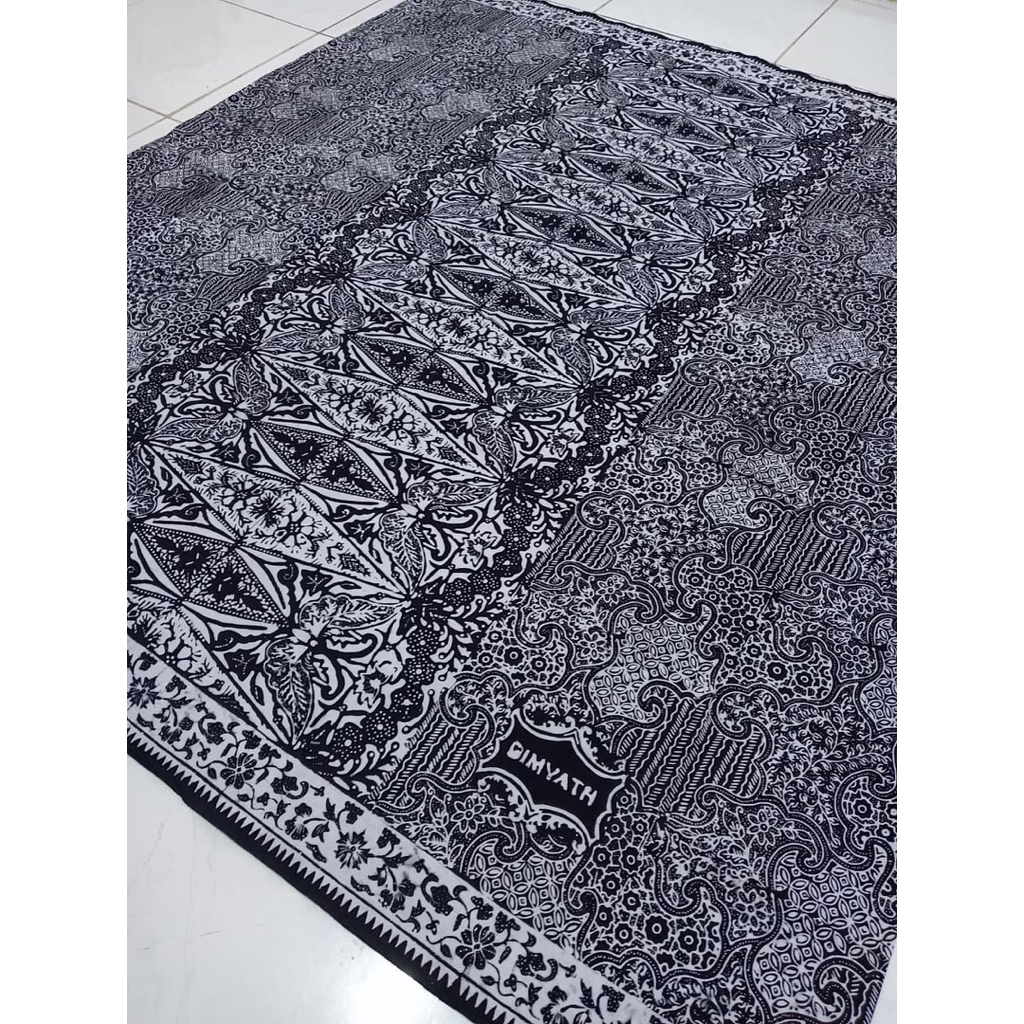 Sarung batik Pekalongan motif terbaru / Sarung batik santri / Sarung batik warna putih