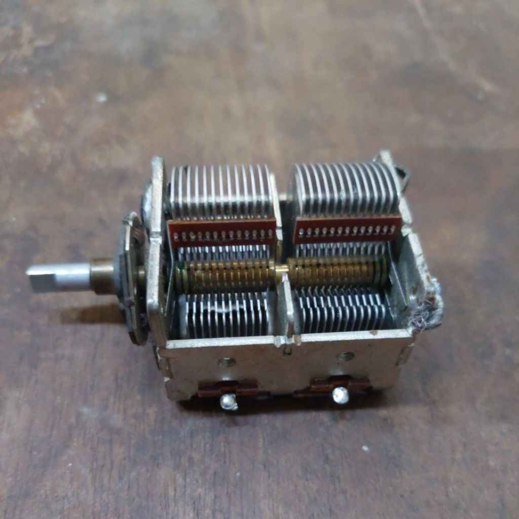 Varco cabutan radio jadul