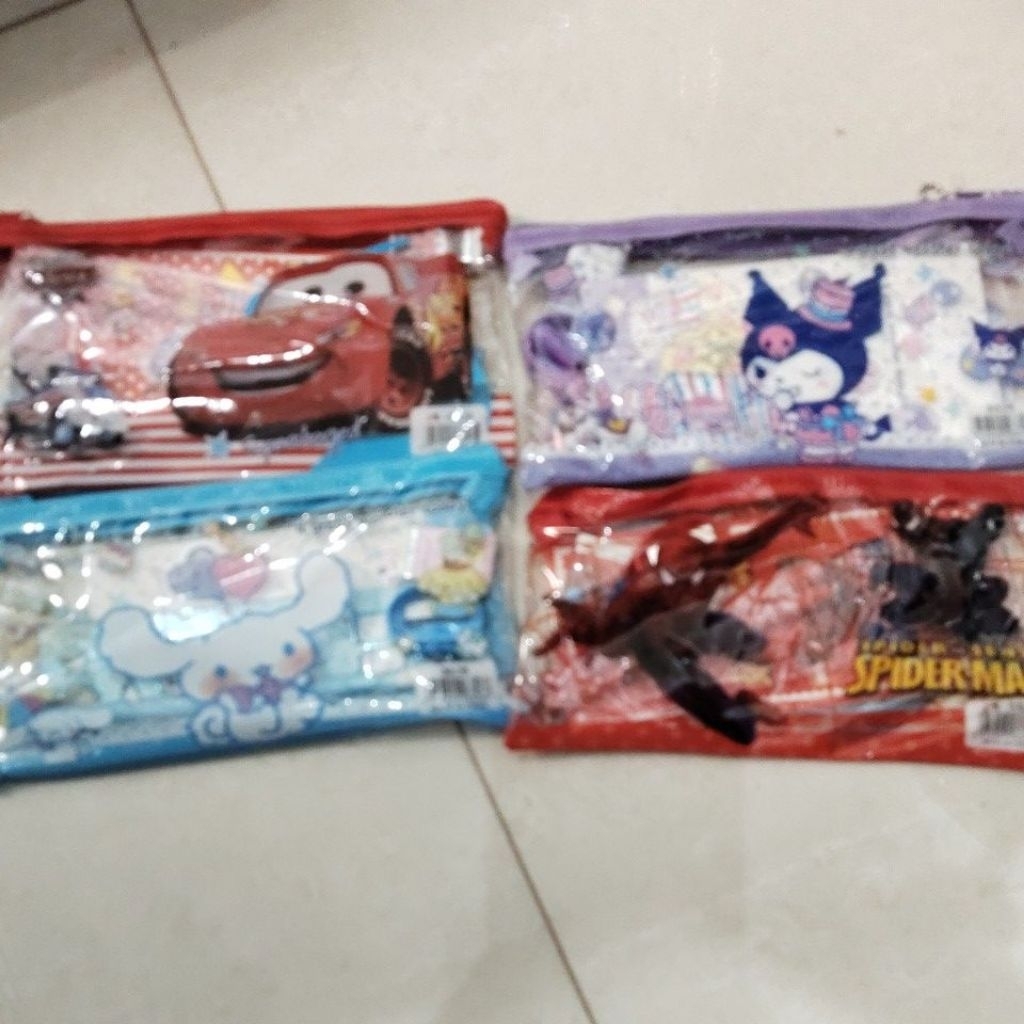 

DelunashopPOUCH + ALAT TULIS paket alat tulis anak cocok untuk souvenir atau hadiah ulang tahun anak set alat tulis paket ulang tahun birthday anak study set stationery alat tulis karakter paket set alat tulis pensil kotak natal sanrio cinnamonroll kuromi