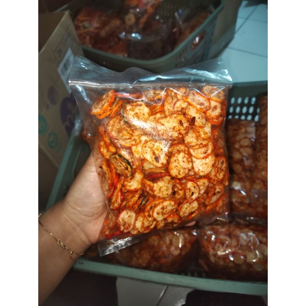 

Seblak Kerupuk bawang pedas kemasan 200gram
