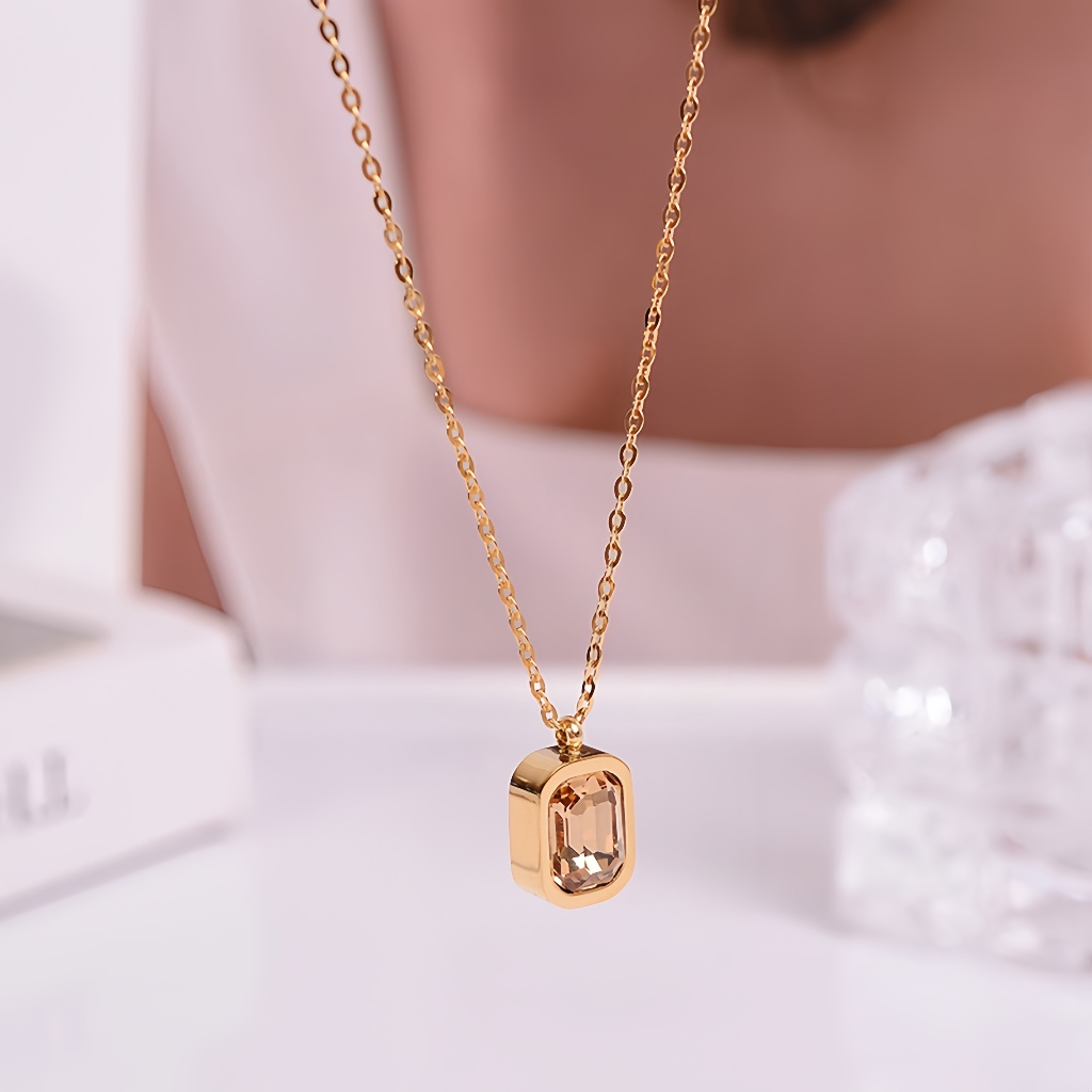 K300 Kalung Titanium Premium Wanita Liontin Permata Cantik Lapis Emas 18 KGP