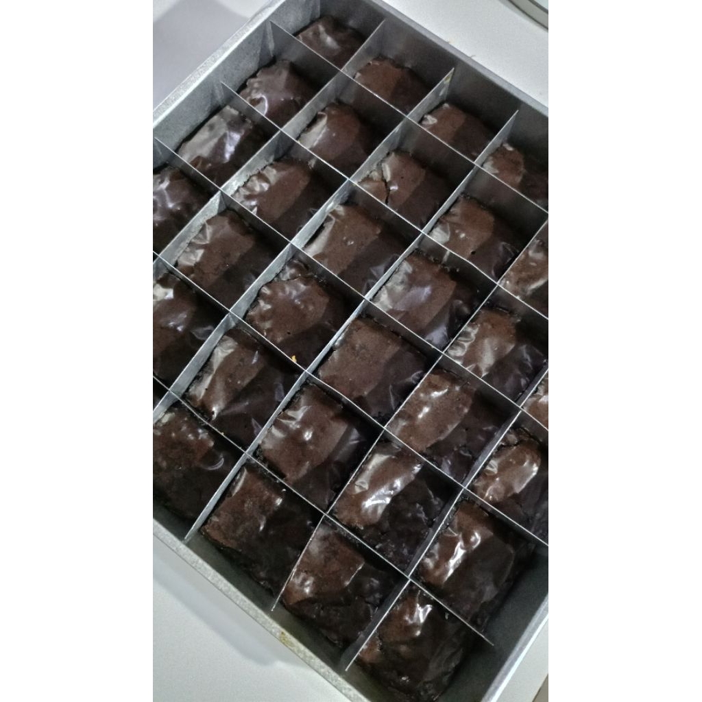 

Fudgy Brownies Original UK 20x10