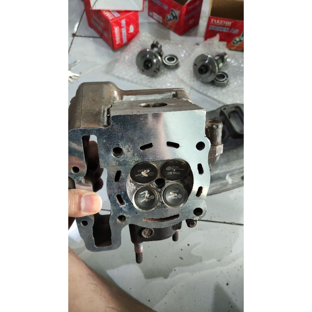 Head CBR150Old Klep 25/22