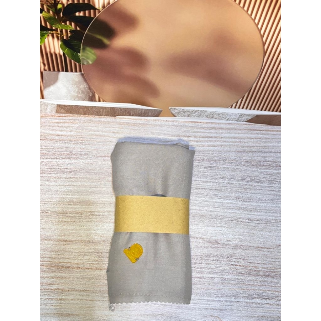 Aulia Hijab segi empat bahan voal premium