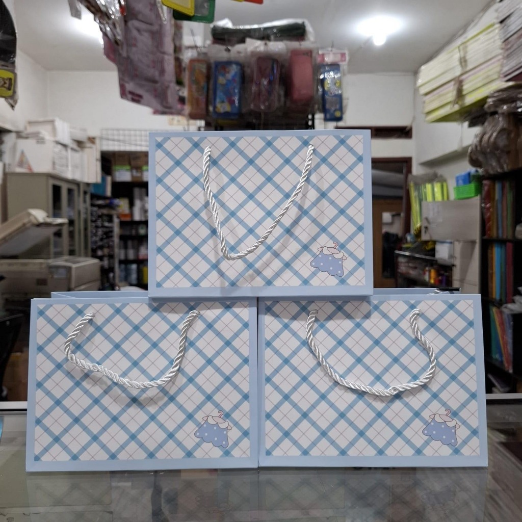 

3 pcs Paper Bag FANCY lucu (19,5x14,5)