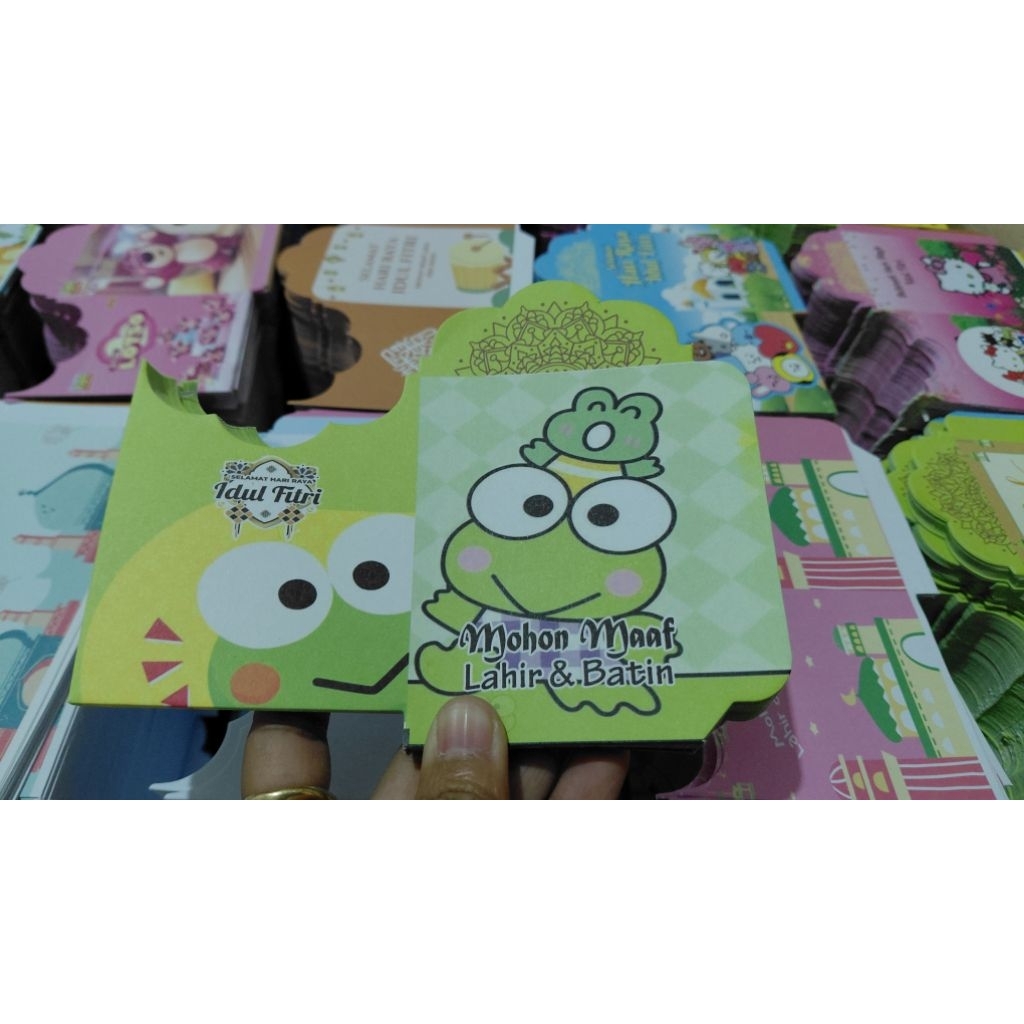 

±100Lembar Amplop Medium HVS Free Plastik Kemas