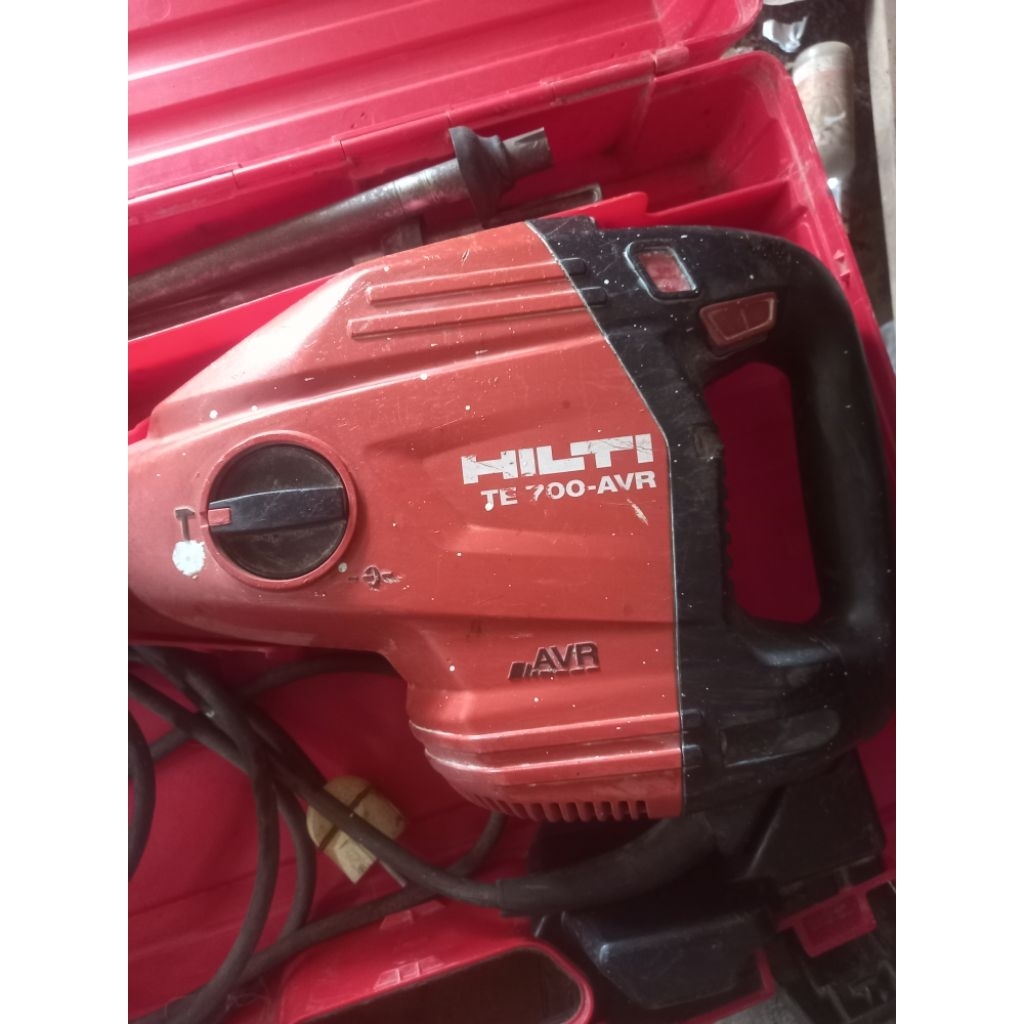 Hilti Demolishion hammer  TE 700 AVR
