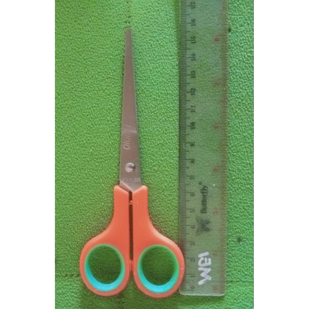 

Gunting tanggung isi 12 pcs