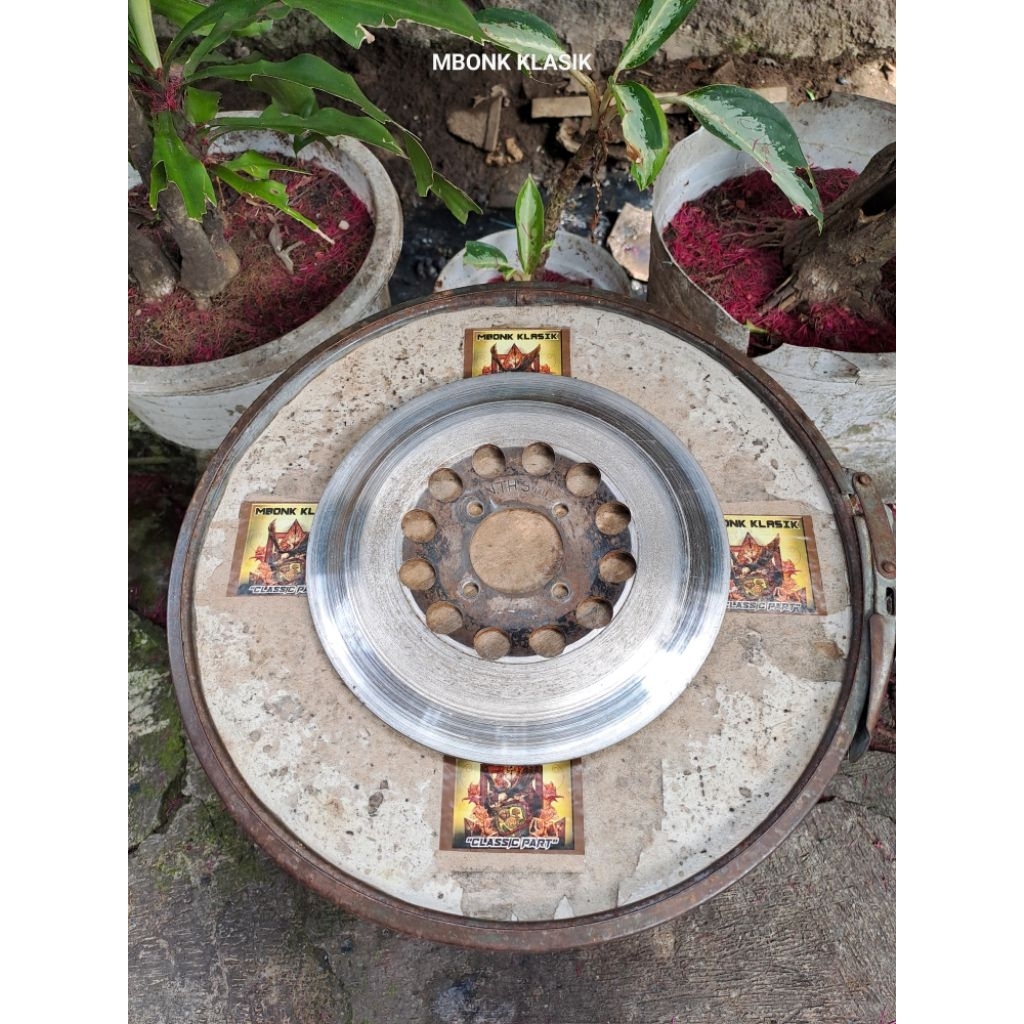 piringan cakram suzuki gp100 gp125 gt100 gt125 ORIGINAL piringan suzuki gp 100 gp 125 gt 100 gt 125 