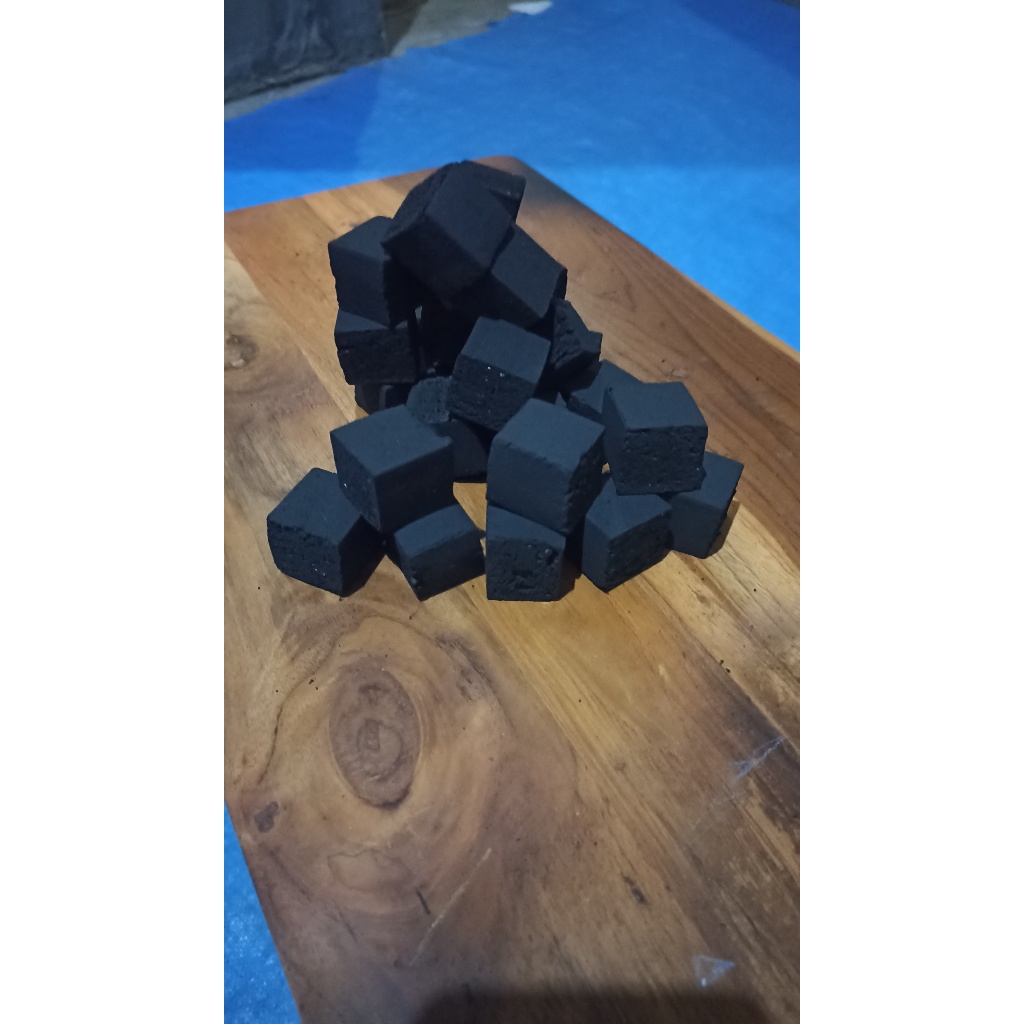 Arang briket bakaran awet tanpa asap Murah - Kubus (8kg)