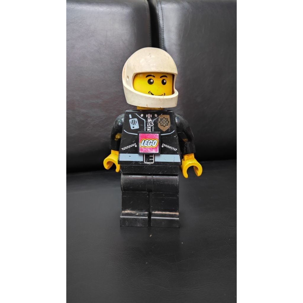 Lego Dynamo Torch Polisi