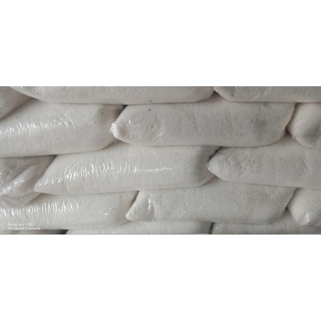 

GARAM GAREM KASAR NON YODIUM / GARAM KROSOK / NATURAL SALT-500 GRAM