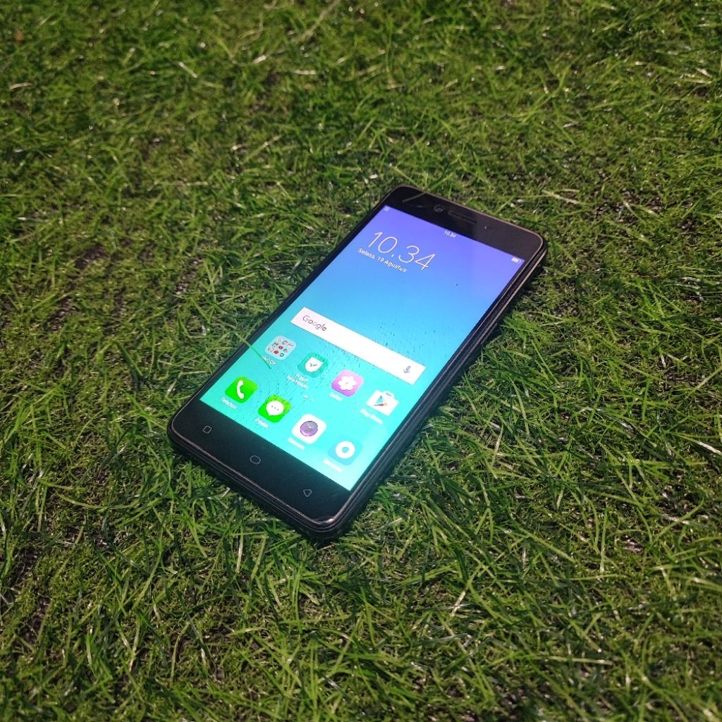 Smartphone Oppo A37FW Second Kondisi Hidup Normal Siap Pakai