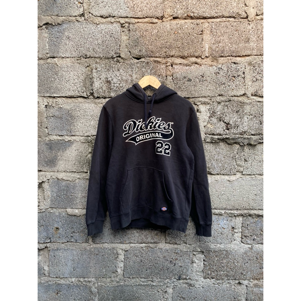 Dickies hoodie hitam
