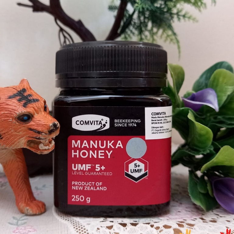 

Comvita Manuka Honey UMF 5+ 250 gram / Madu