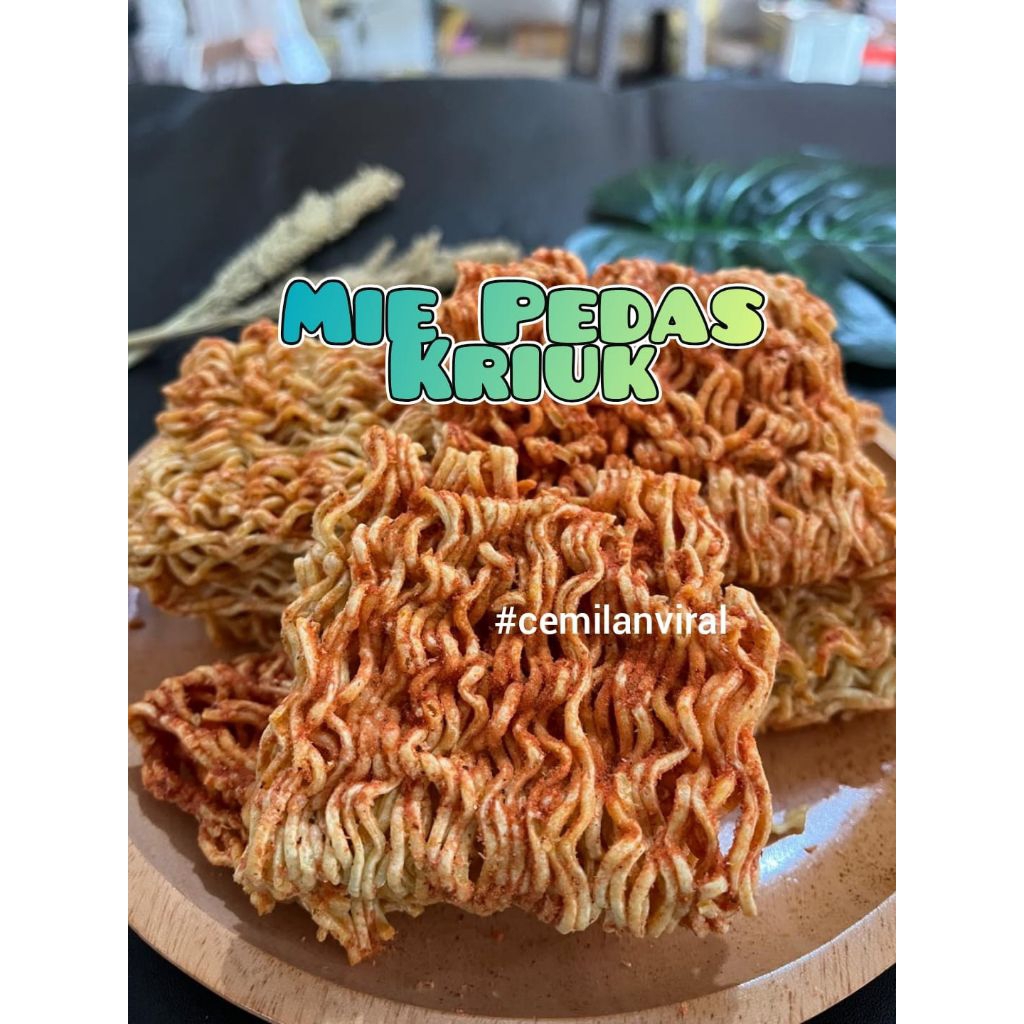 

Cemilan Viral Mie Pedas Kriuk Renyah Crispy Mie Pedas