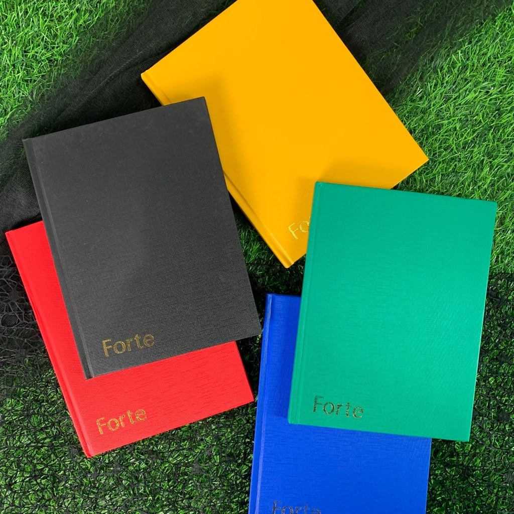 

Buku Hardcover Forte Buku Catatan Simple Hard Cover Notebook Ukuran Kwarto 100 Lembar