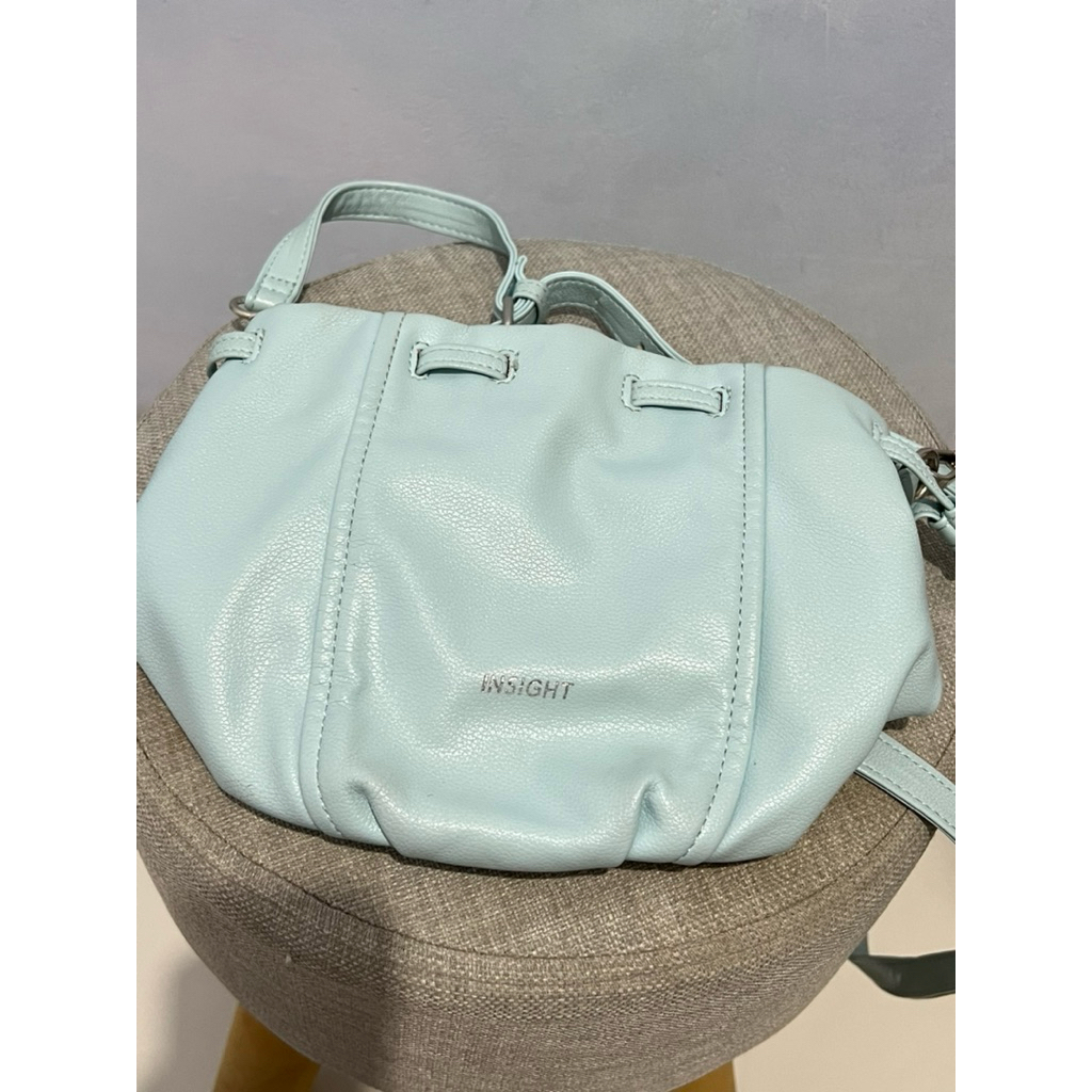 Preloved Tas insight (Planet Surf)