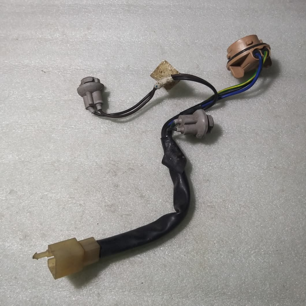 Kabel soket fiting lampu belakang lampu sein yamaha mio sporty mio smile soul gt original