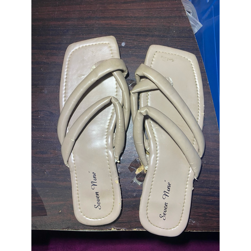 Sendal wanita Preloved