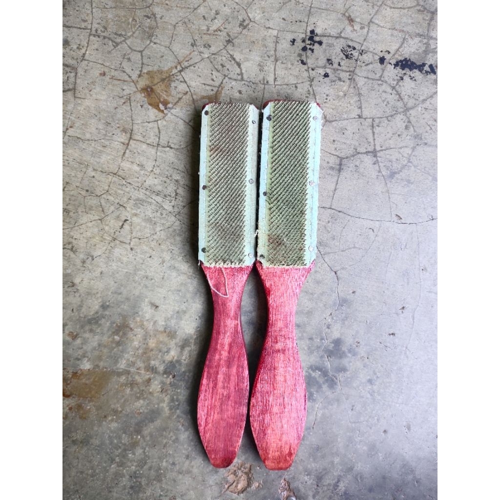 PENGASAH PISAU SIKAT BAJA SERBAGUNA PRAKTIS