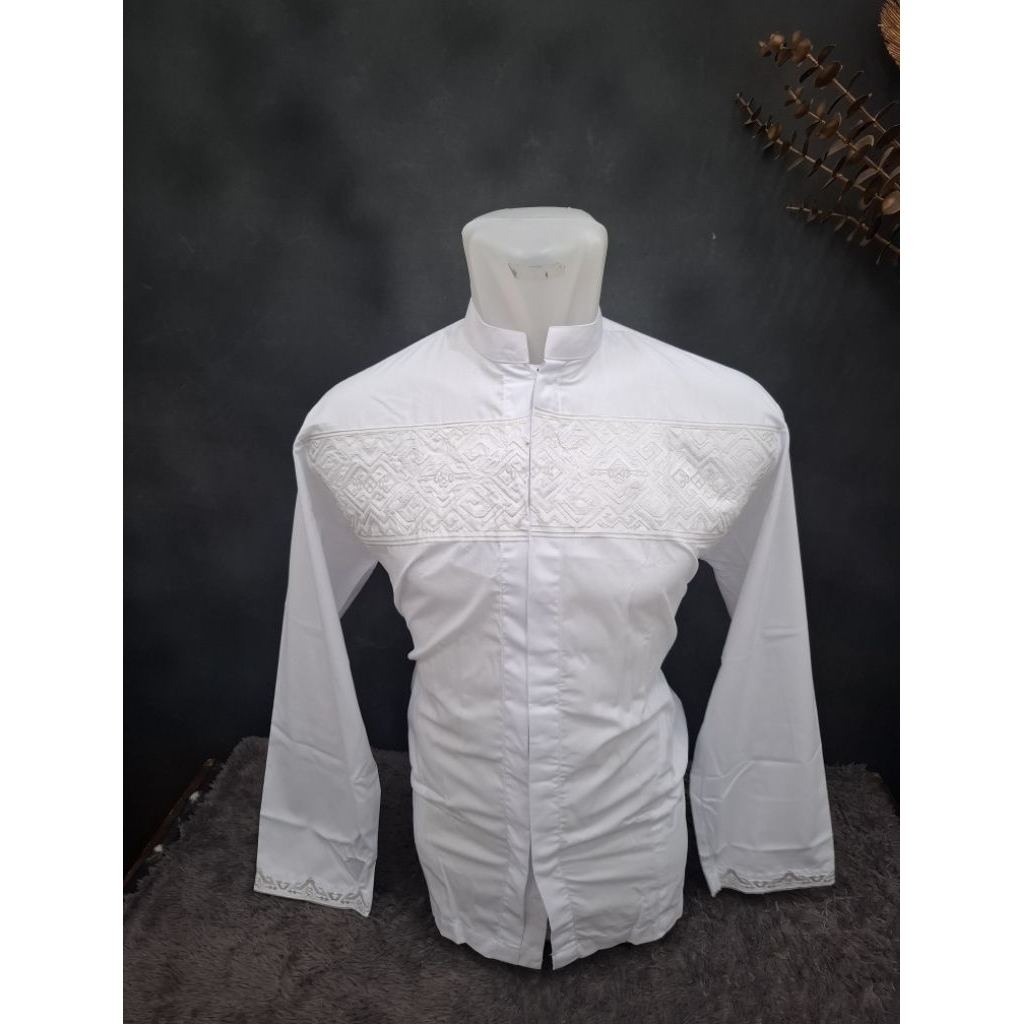 LUMIERE - KOKO TAMER PUTIH LENGAN PANJANG