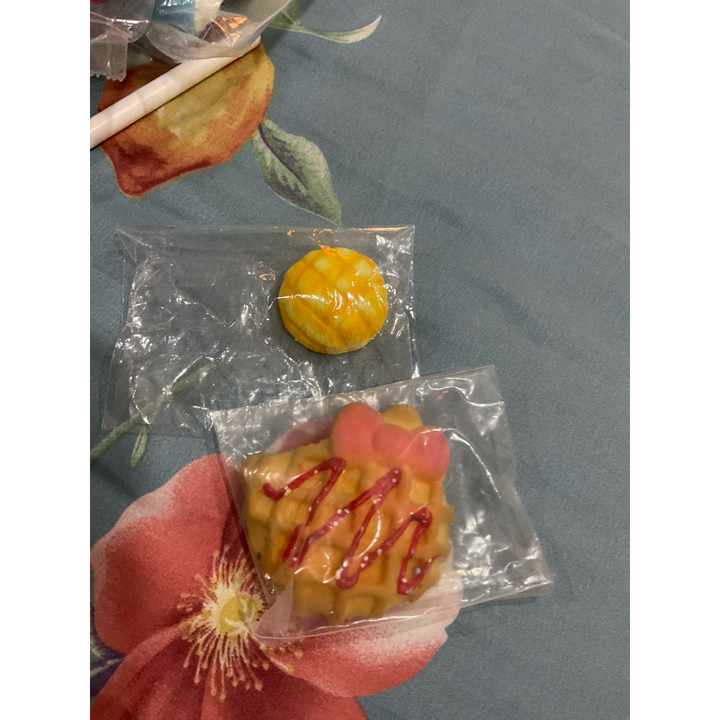 

ROTI AND WAFEL (preloved)