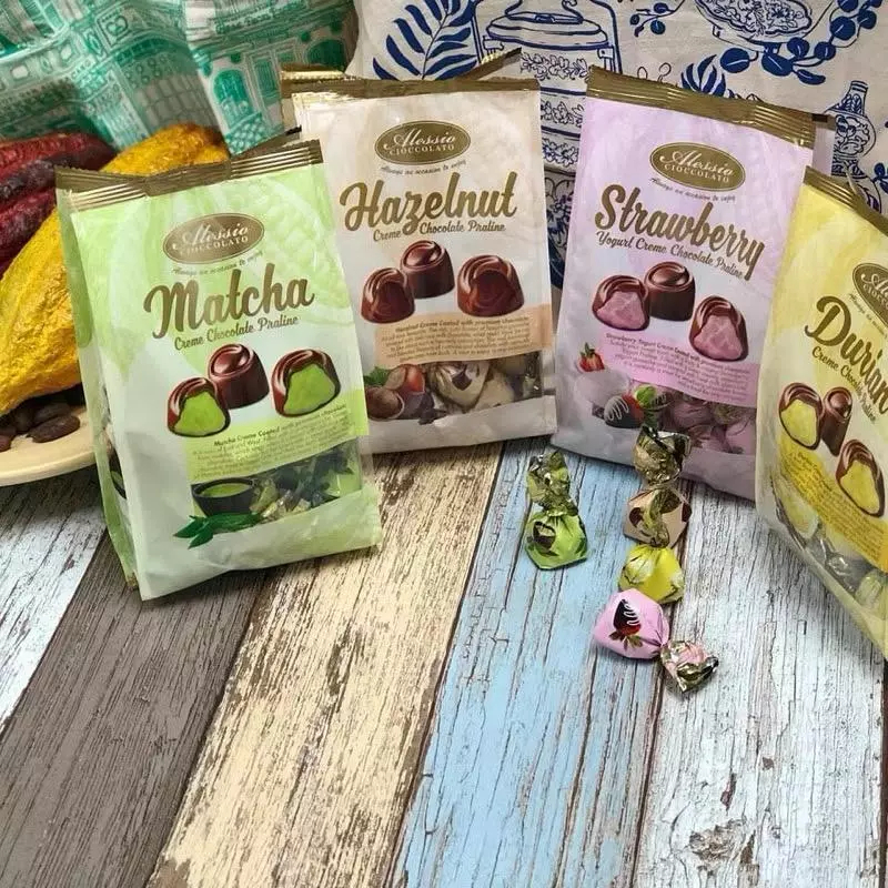 

(PACK PROMO) Alessio Cioccolato Praline Durian Halzenut Matcha Strawberry 250g Malaysia Singapore