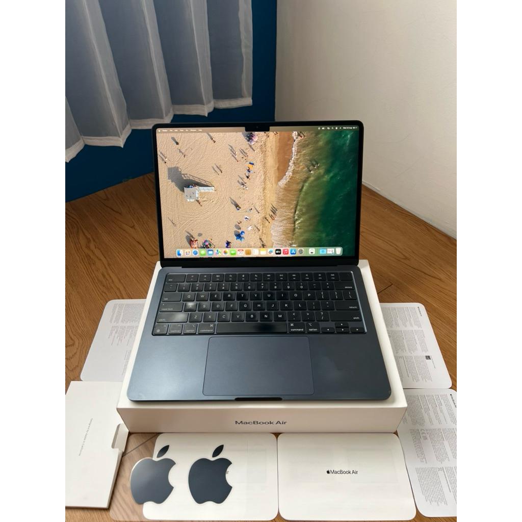 MacBook Air Retina M2 8/256 Fullset