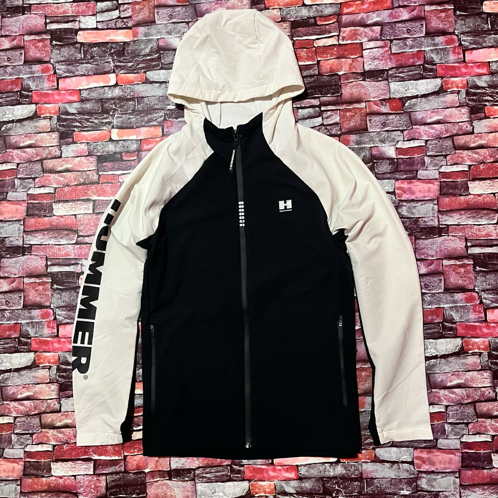 Jaket Hummer ( Size M || lebar dada 54 CM Panjang 68 CM )