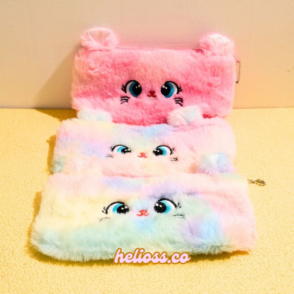 

KOTAK PENSIL BULU RAINBOW KUCING TEMPAT PENSIL PELANGI BULU HALUS MOTIF CUTE CAT TEPAK PENCIL CASE ANAK TERMURAH HELIOSS.CO
