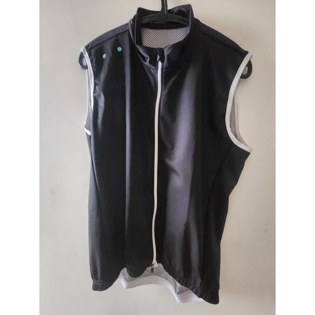 Temple Project vest sepeda. size XL, Original 100%. belum pernah dipakai. preloved rasa baru.