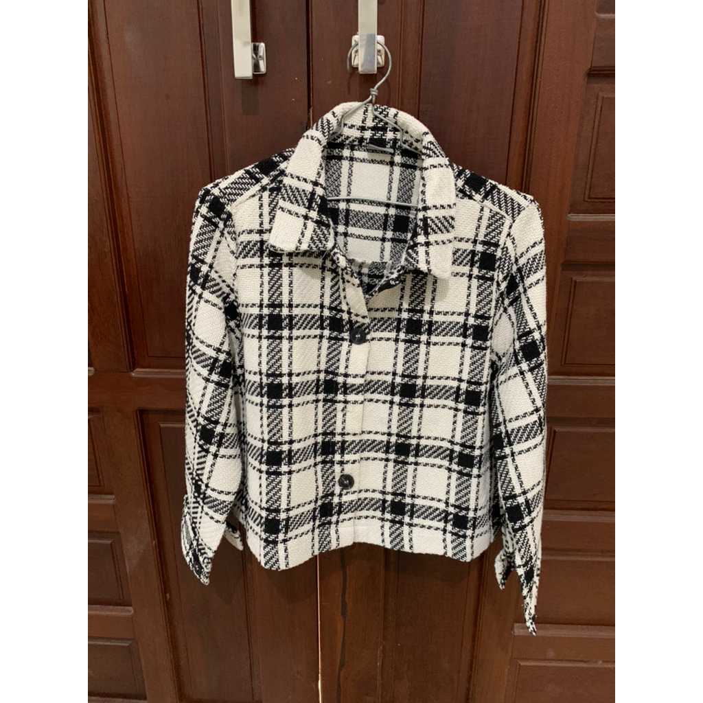 JAKET FLANNEL THIS IS APRIL PRELOVED
