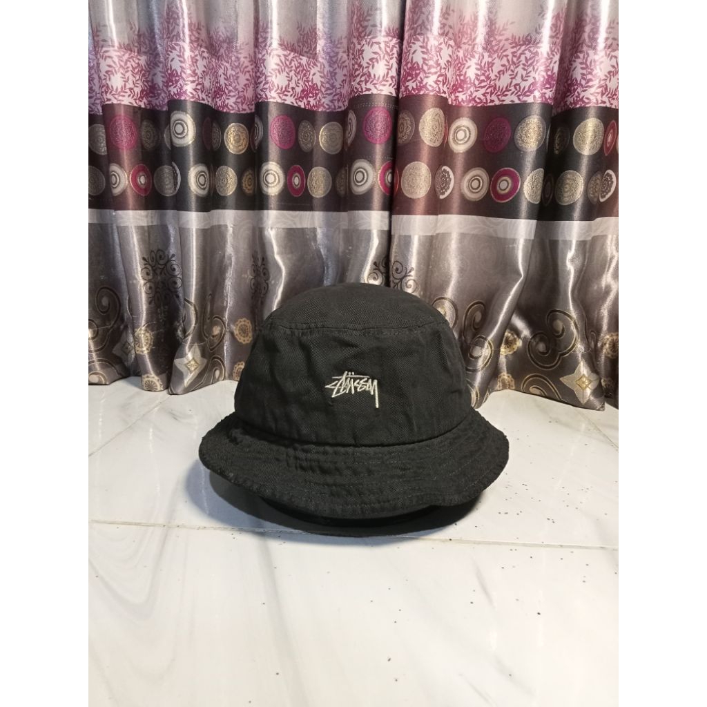 STUSSY BUCKET HATS