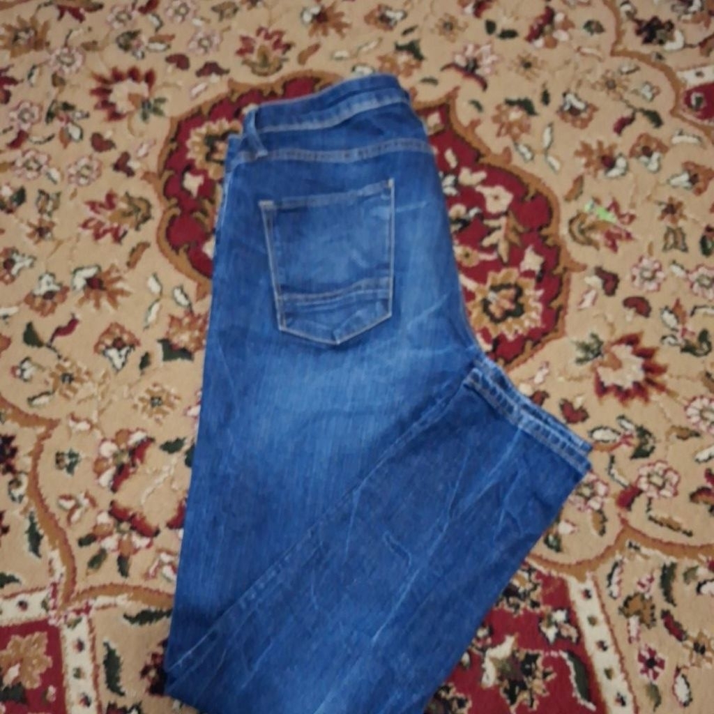 Logo jeans Preloved