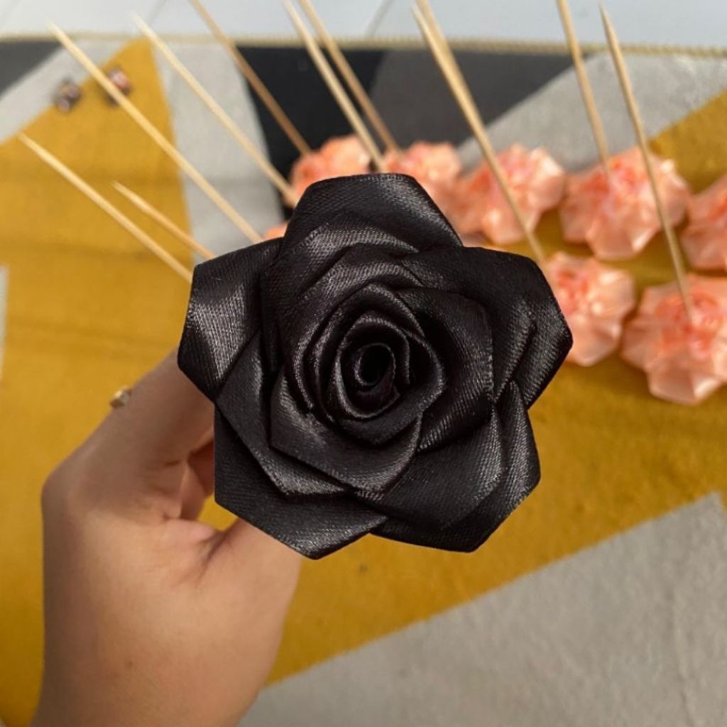 

pertangkai satin jumbo 6cm bunga pita satin bakalan bunga pita satin buket puta satin