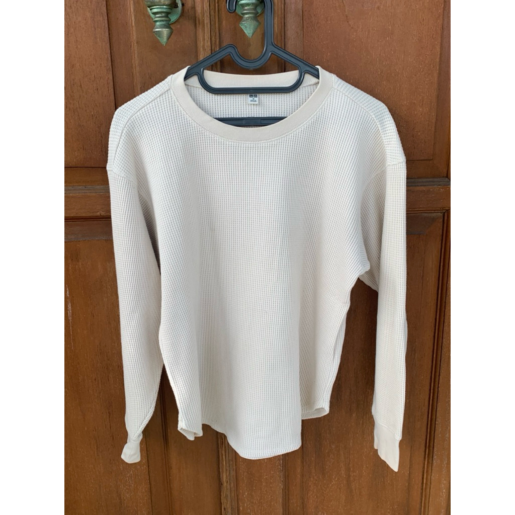 [PRELOVED] Uniqlo Waffle Sweater Long Sleeve (Size M)