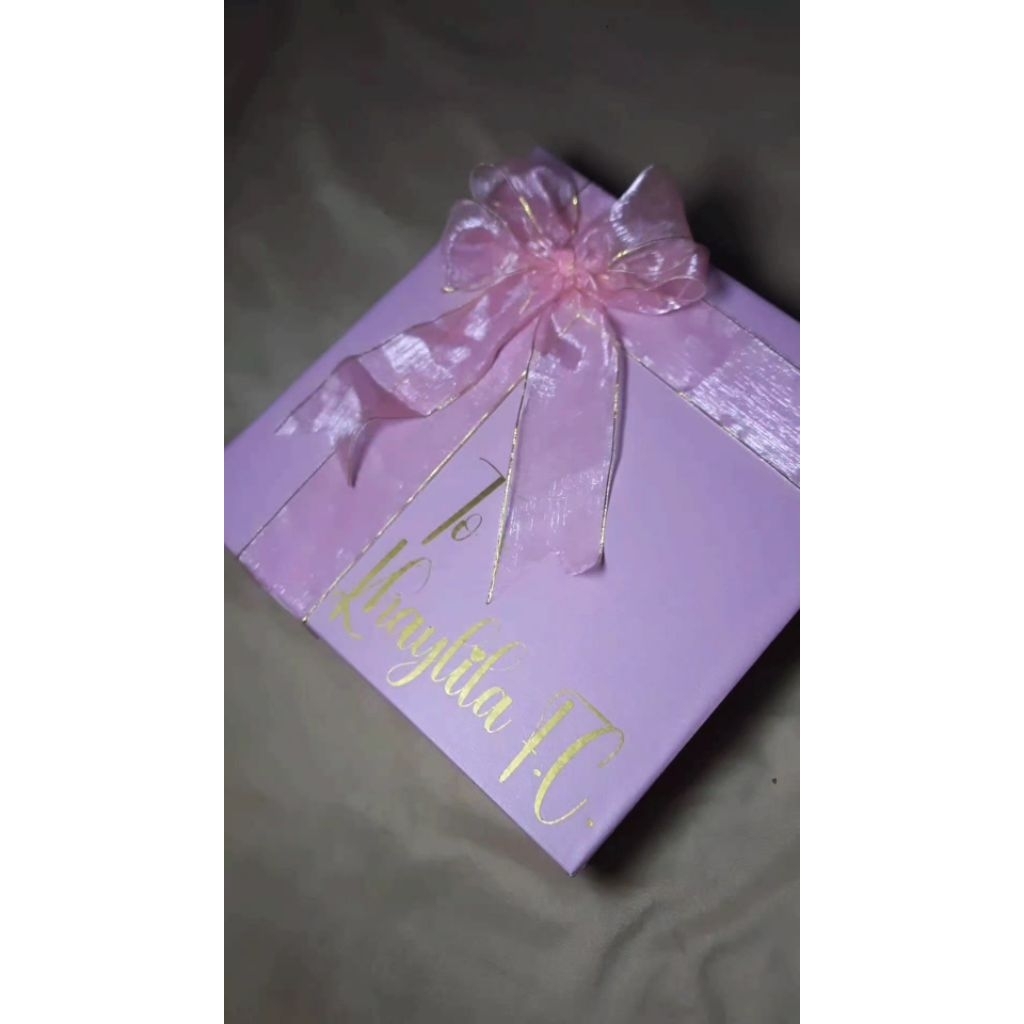 

gift box / kotak box pita / hardbox uk. 21× 21× 10 / pink